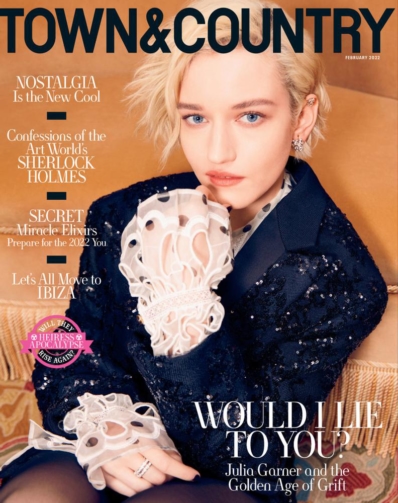 Town & Country February 01, 2022 Issue Cover