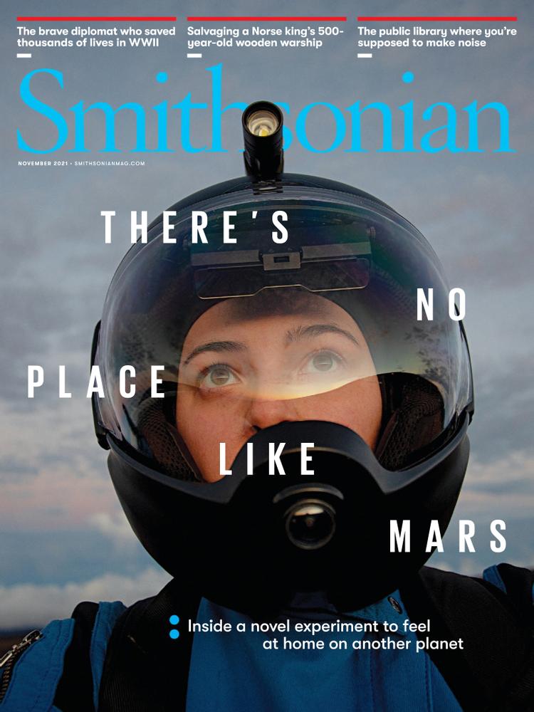 Smithsonian November 01, 2021 Issue Cover