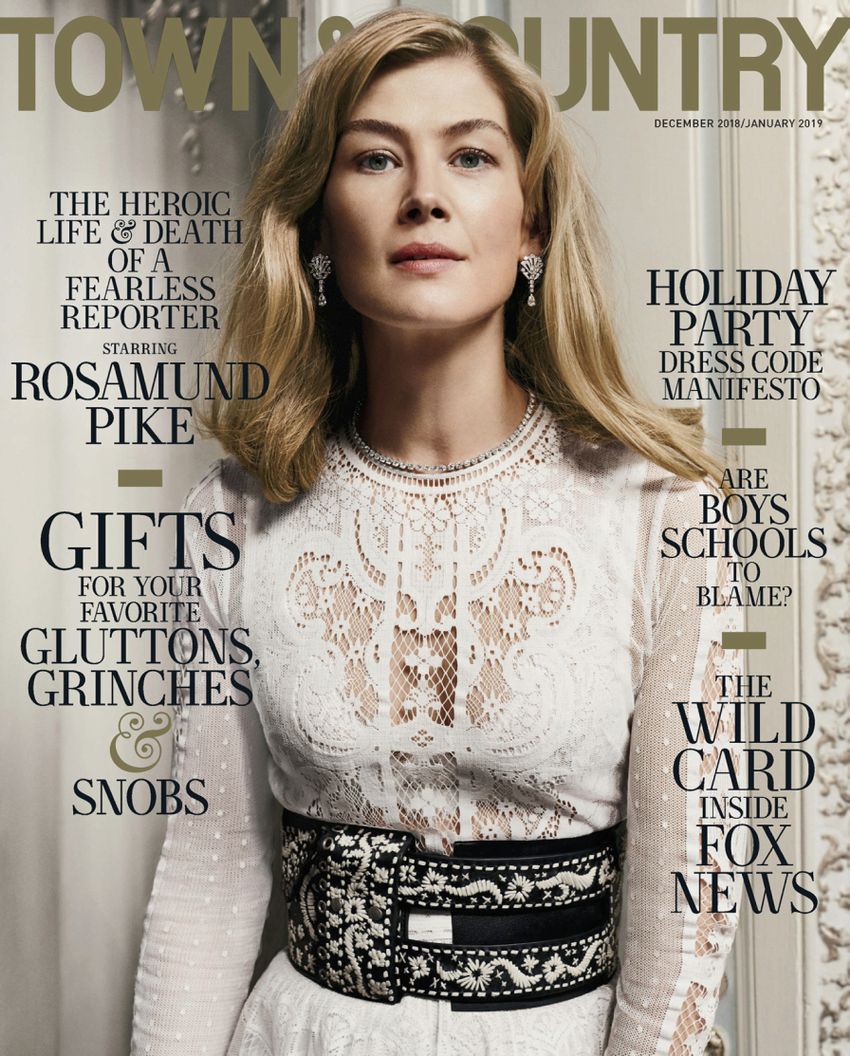 Town-and-Country December 01, 2018 Issue Cover
