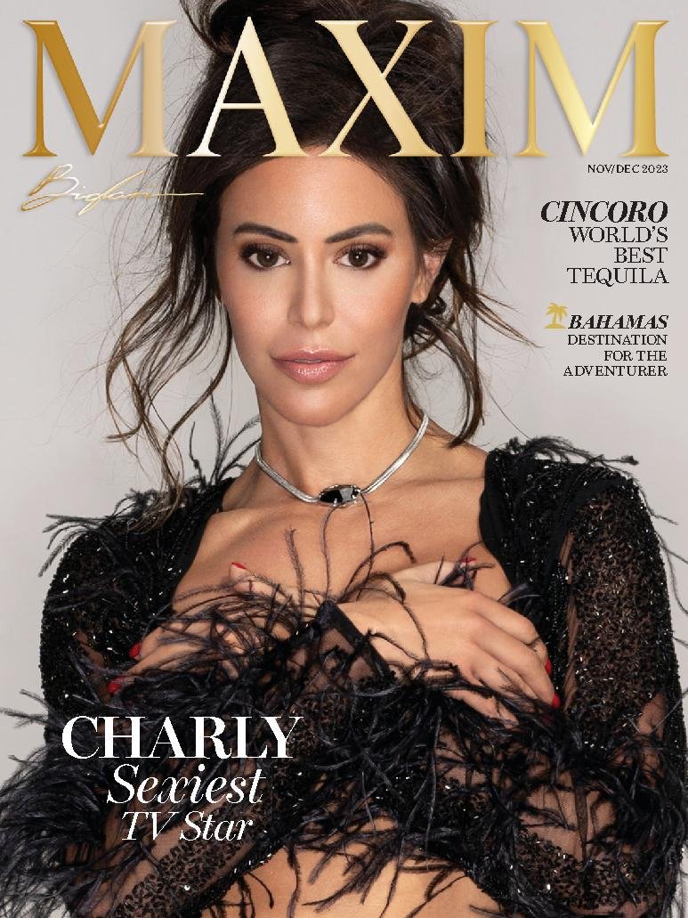 maxim November 01, 2023 Issue Cover